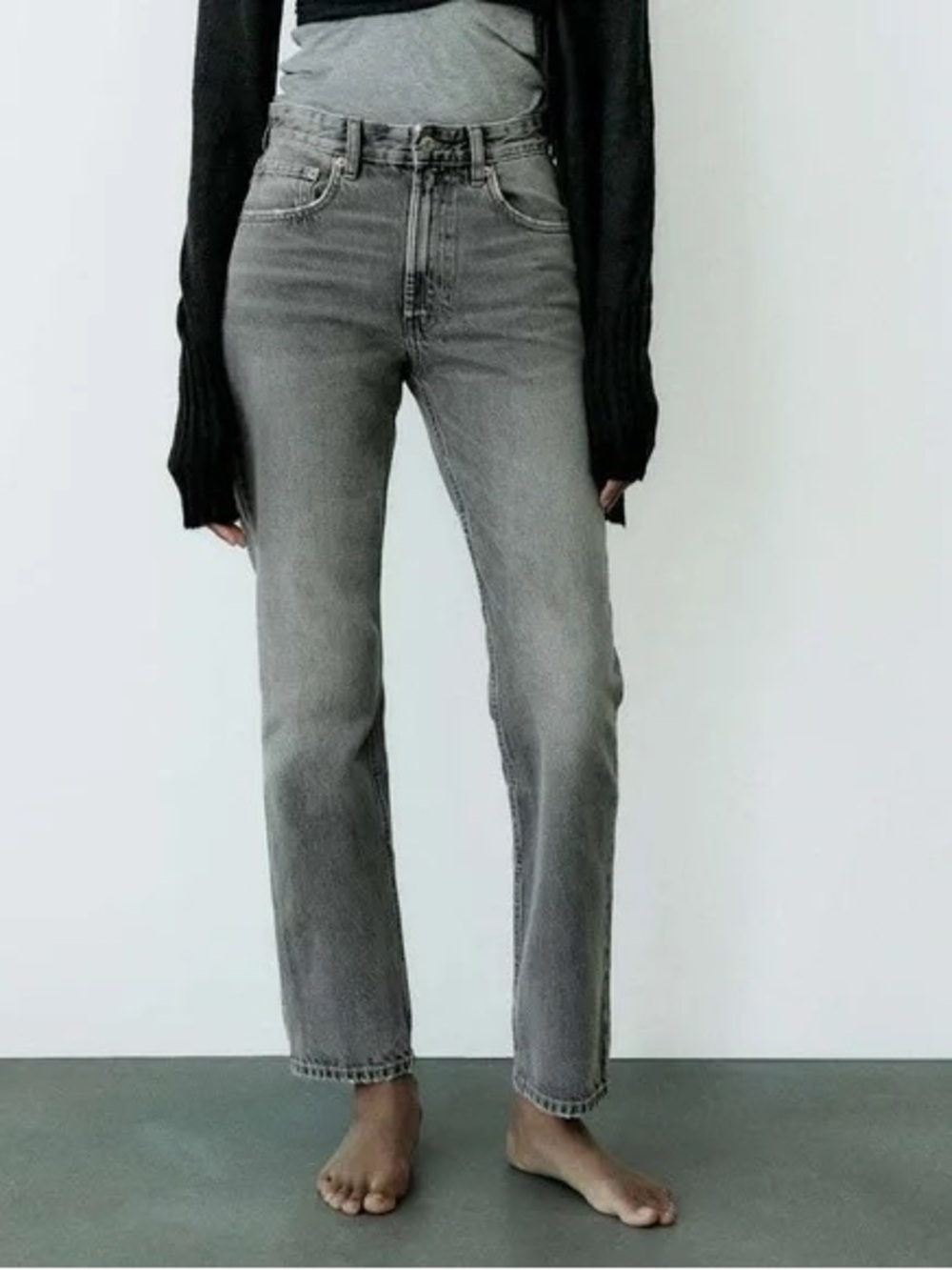 Zara High-Rise Straight Leg Jeans - Faded Black